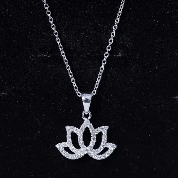 0.5 CT Diamond Lotus Floral Pendant Necklace in Pave Setting