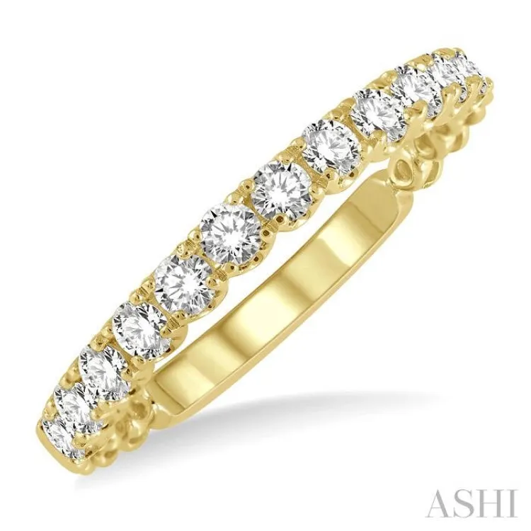 1/2 ctw Lattice Round Cut Diamond Wedding Band in 14K Yellow Gold