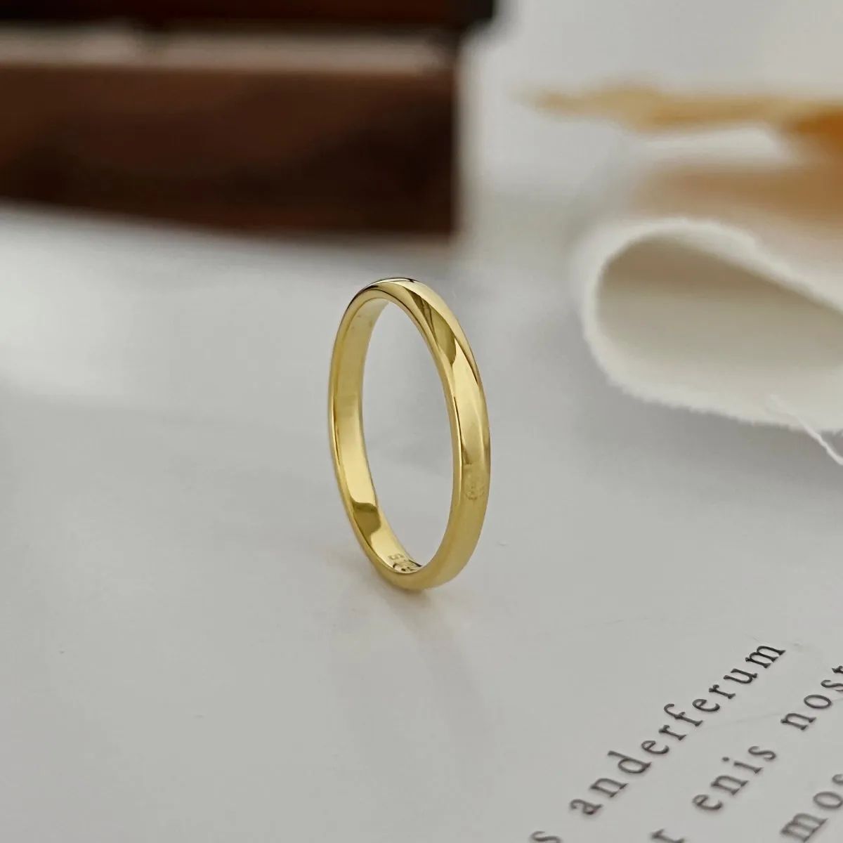 2.5mm Half Round Dome Wedding Band Ring - Gold