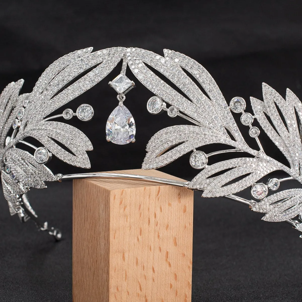 Cubic zircon wedding leaves replica tiara,bridal royal  diadem crown CH10333