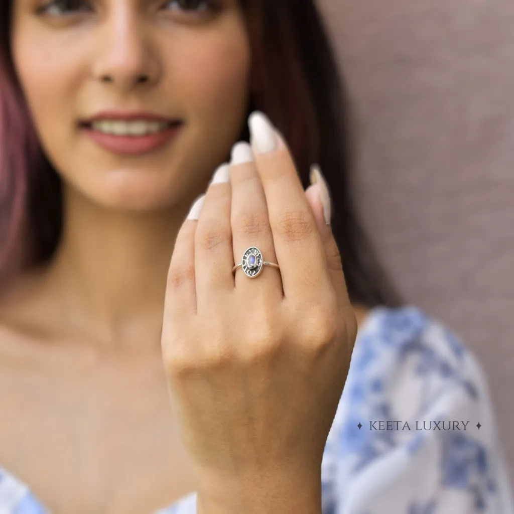 Dark Elegance - Moonstone Ring