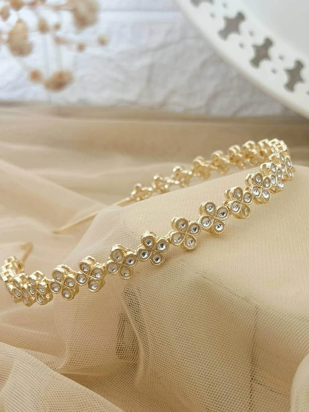 Elegant Kundan Studded Hairband