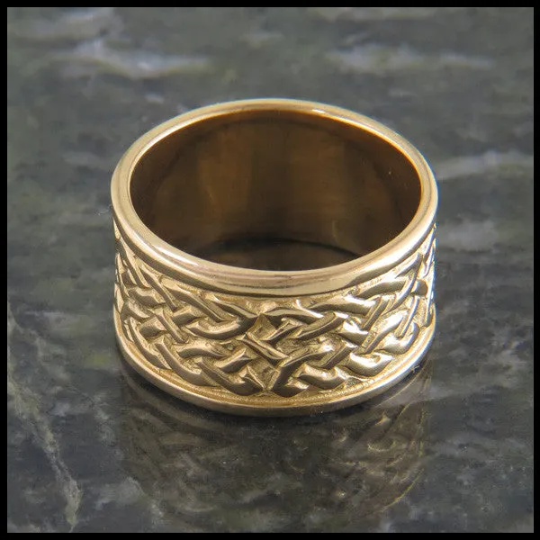 St. Andrew's Knot Ring in Gold